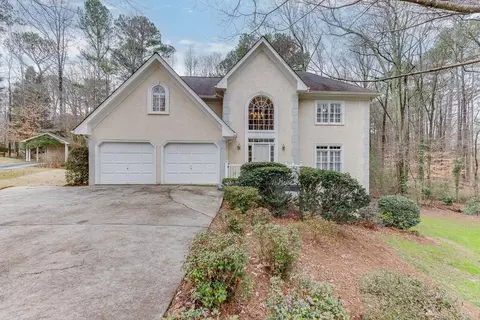 2691 Willow Green Dr, Duluth, GA 30096