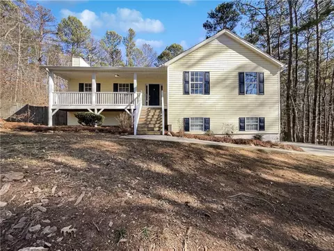 114 Blake Cv, Douglasville, GA 30134