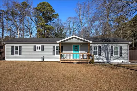 11 Camp Cir, Dallas, GA 30132