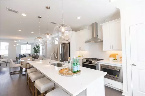 1130 Larkin Dr #35, Buford, GA 30518