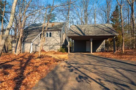 114 Chickasaw Dr, Waleska, GA 30183