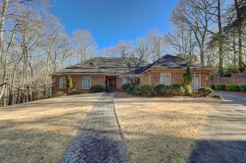 325 Yellowroot Ln, Sandy Springs, GA 30350