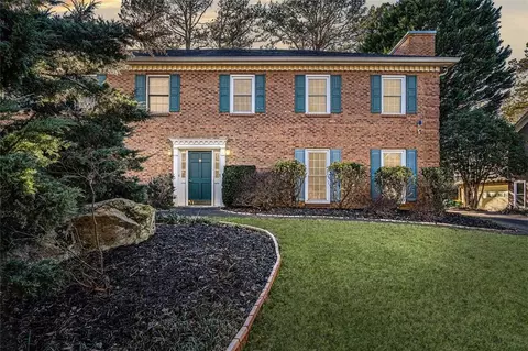 8930 Carroll Manor Dr, Atlanta, GA 30350