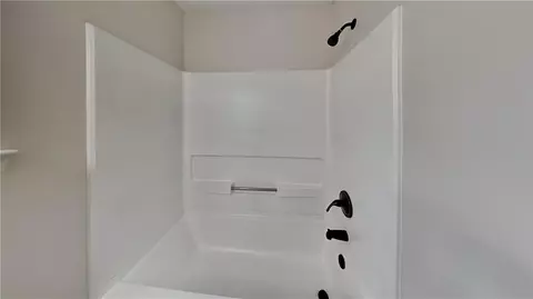 Bath - 2865 Preston Dr, Rex, GA 30273 photo 3 of 3