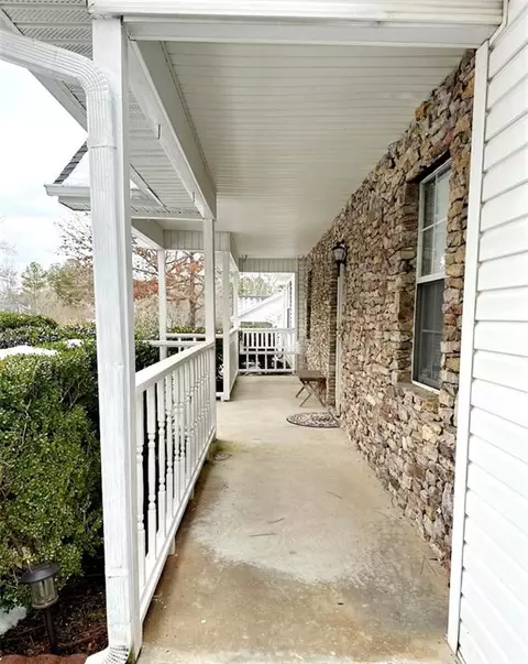 95 Brandon Dr, Covington, GA 30016 photo 12