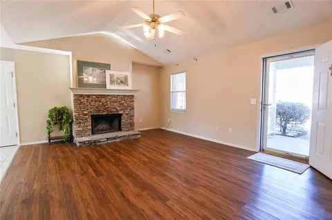 95 Brandon Dr, Covington, GA 30016 photo 21