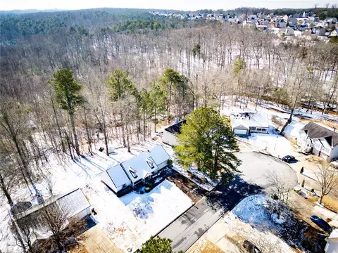 95 Brandon Dr, Covington, GA 30016 photo 6