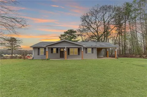 490 Crescent Dr, Gainesville, GA 30501