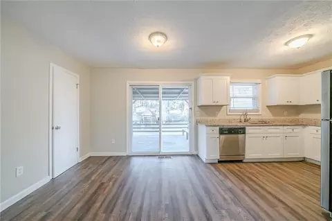 20 Porter Ct, Hampton, GA 30228 photo 8
