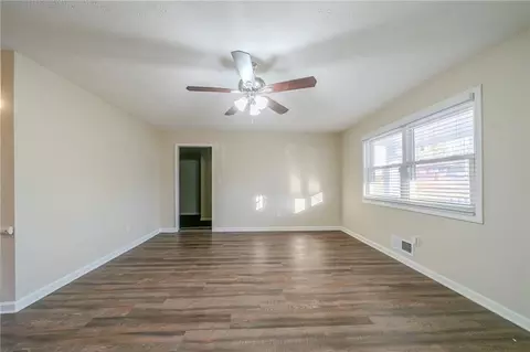 20 Porter Ct, Hampton, GA 30228 photo 3