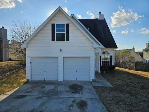 2718 High Tide Dr, College Park, GA 30349