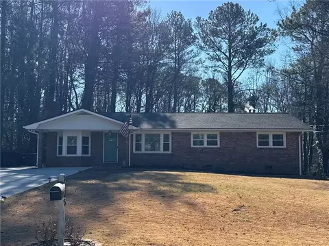 2005 Dobbins Dr NW, Kennesaw, GA 30144