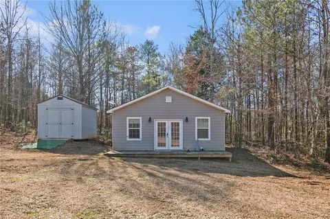 Exterior - 900 Cass Pine Log Rd, Rydal, GA 30171 photo 9 of 10