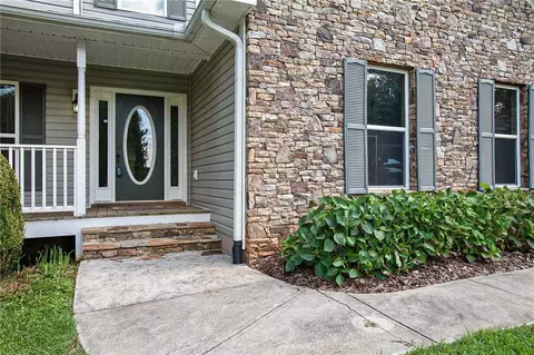 Exterior - 900 Cass Pine Log Rd, Rydal, GA 30171 photo 7 of 10
