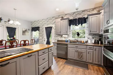 Kitchen - 900 Cass Pine Log Rd, Rydal, GA 30171 photo 4 of 4
