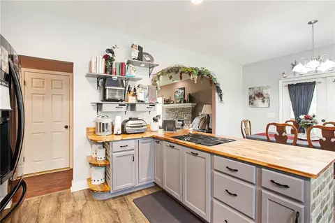 Kitchen - 900 Cass Pine Log Rd, Rydal, GA 30171 photo 3 of 4