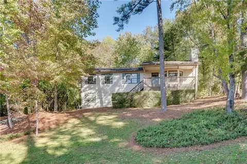 2699 Raven Trl NE, Marietta, GA 30066