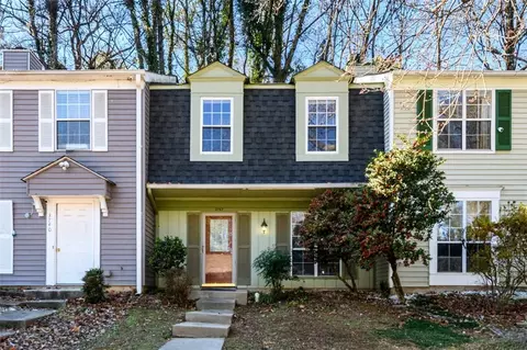 3742 Jamestown Ct, Atlanta, GA 30340
