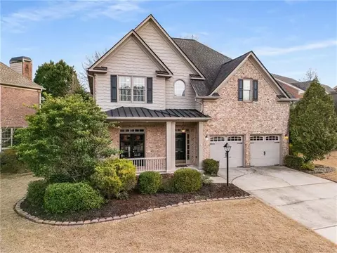 2714 Vinings Oak Dr SE, Atlanta, GA 30339