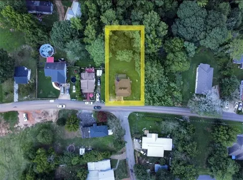 116 Pine Ave, Commerce, GA 30529 photo 9