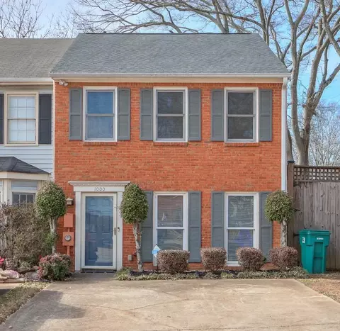 1000 Windy Oaks Ct SE, Smyrna, GA 30080