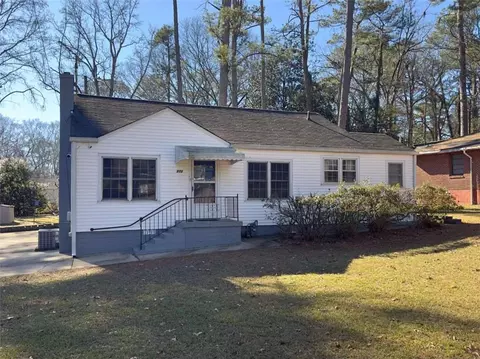 272 Mount Zion Rd, Hapeville, GA 30354