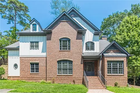 630 Darlington Commons Ct NE, Atlanta, GA 30305