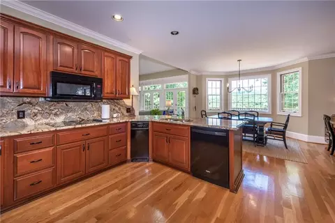 Kitchen - 263 E Boling Rd, Jasper, GA 30143 photo 5 of 5