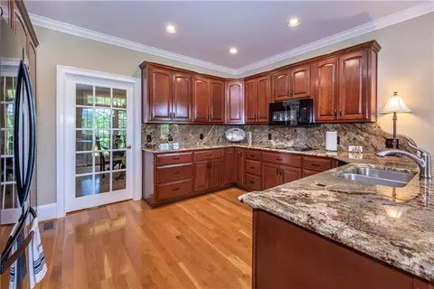 Kitchen - 263 E Boling Rd, Jasper, GA 30143 photo 1 of 5