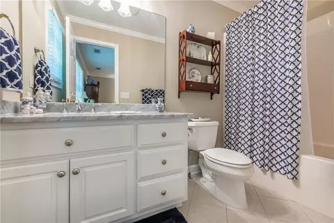Bath - 263 E Boling Rd, Jasper, GA 30143 photo 7 of 7
