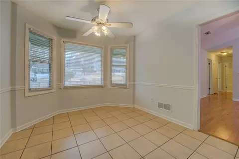 30 Oakbrook Ct, Covington, GA 30016 photo 10