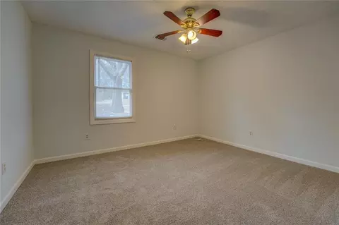 30 Oakbrook Ct, Covington, GA 30016 photo 21