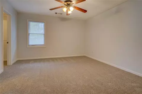 30 Oakbrook Ct, Covington, GA 30016 photo 17