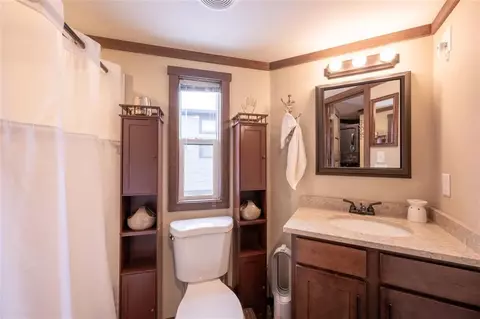 Bath - 167 Mountain Meadows Cir, Morganton, GA 30560 photo 1 of 2