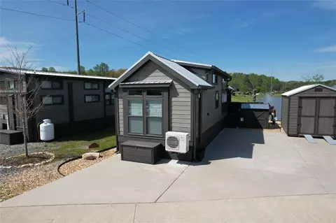 167 Mountain Meadows Cir, Morganton, GA 30560