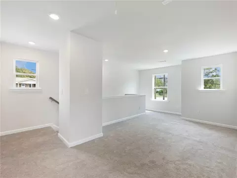 Living - 85 Williamson St, Winder, GA 30680 photo 5 of 5