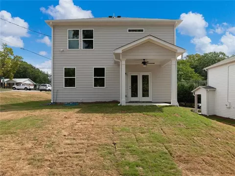 Exterior - 85 Williamson St, Winder, GA 30680 photo 5 of 13