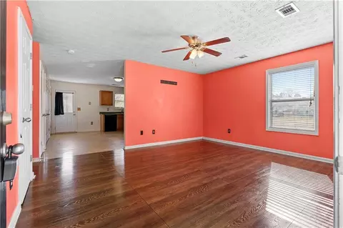 1420 Hill St, Comer, GA 30629 photo 2