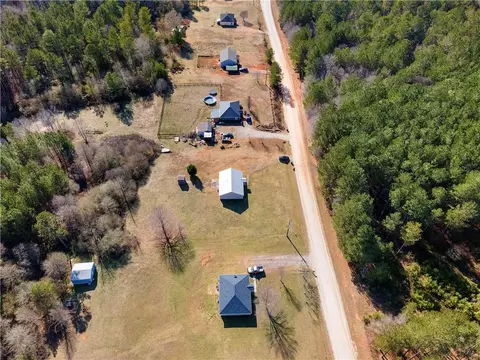 1420 Hill St, Comer, GA 30629 photo 25