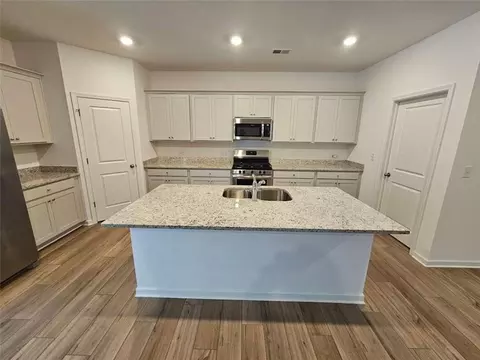 771 Gelderland Dr, Hampton, GA 30228 photo 6