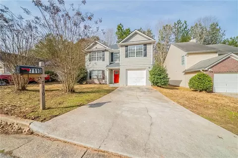 7110 Ravenwood Ln, Lithonia, GA 30038