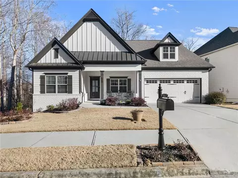4541 Sweetwater Dr, Gainesville, GA 30504