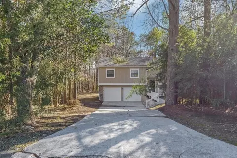 1450 Tudor Pl, Grayson, GA 30017 photo 3
