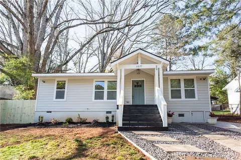3377 Phillip Cir, Decatur, GA 30032