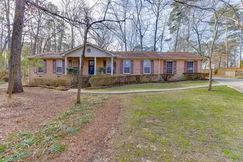 5694 Cub Ct, Stone Mountain, GA 30087