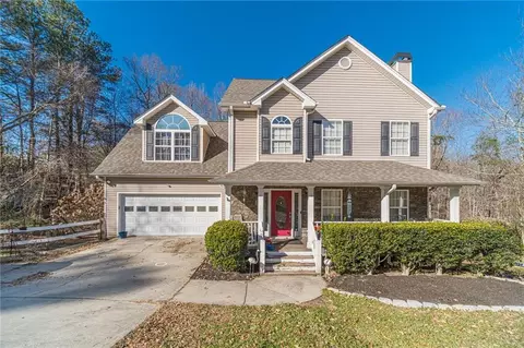 1214 Old Victron School Rd, Hoschton, GA 30548