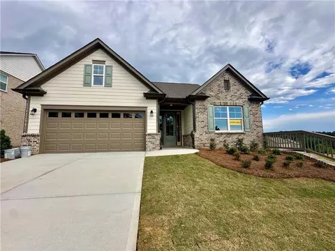 7037 Manchester Dr, Flowery Branch, GA 30542