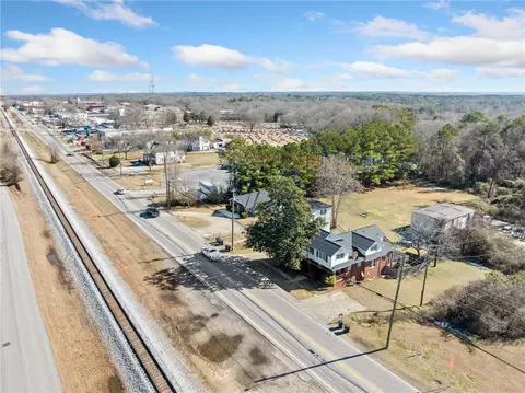 12621 Veterans Memorial Hwy, Douglasville, GA 30134