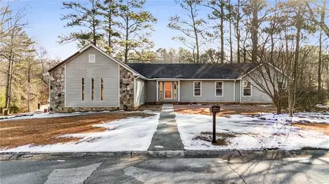 1520 Brandon Dr SW, Marietta, GA 30008