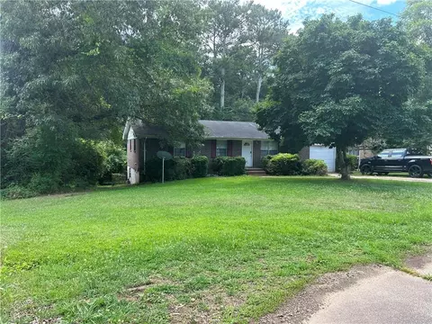 1473 Brownleaf Dr, Jonesboro, GA 30236
